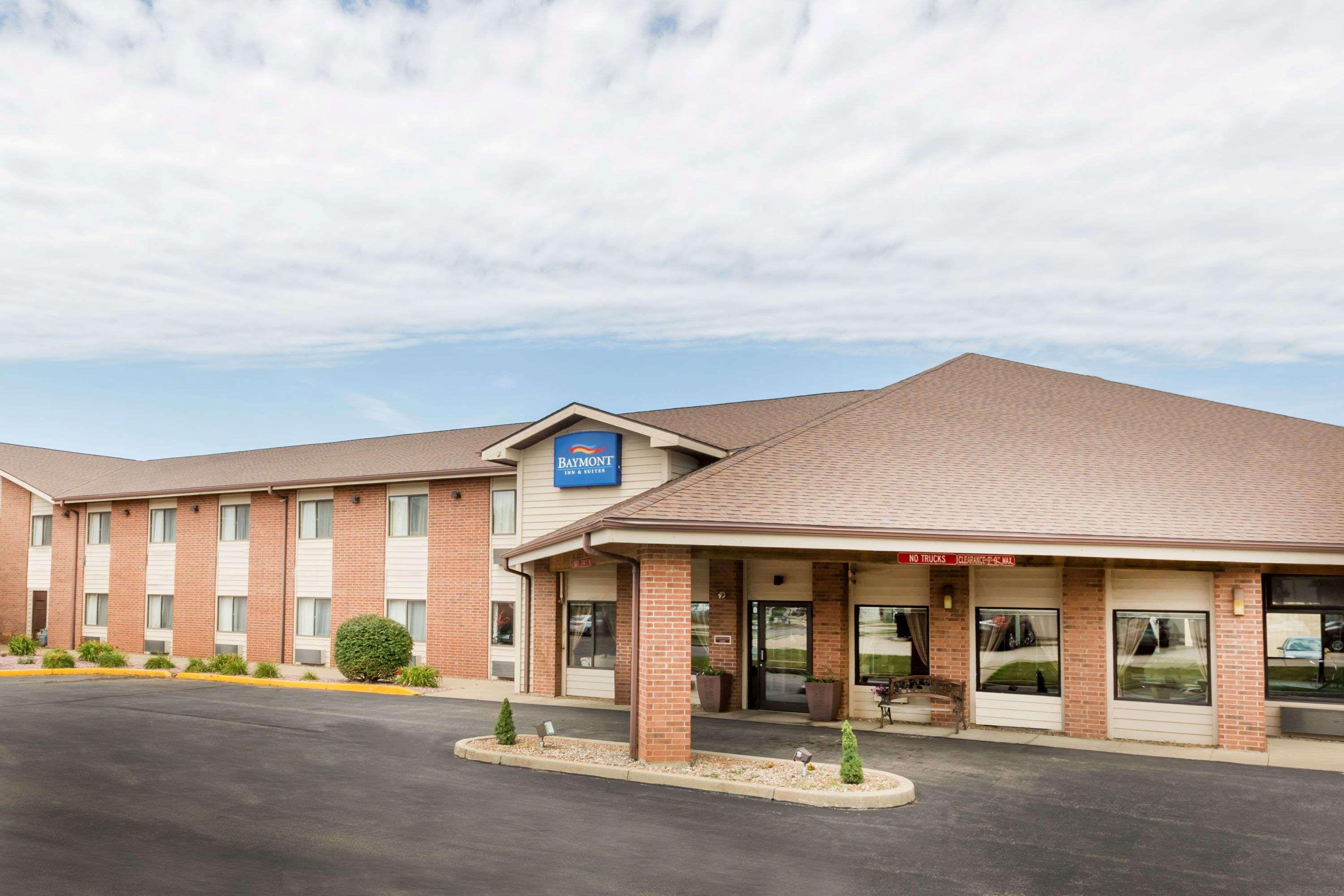 Baymont By Wyndham Lemars Hotel Le Mars Buitenkant foto